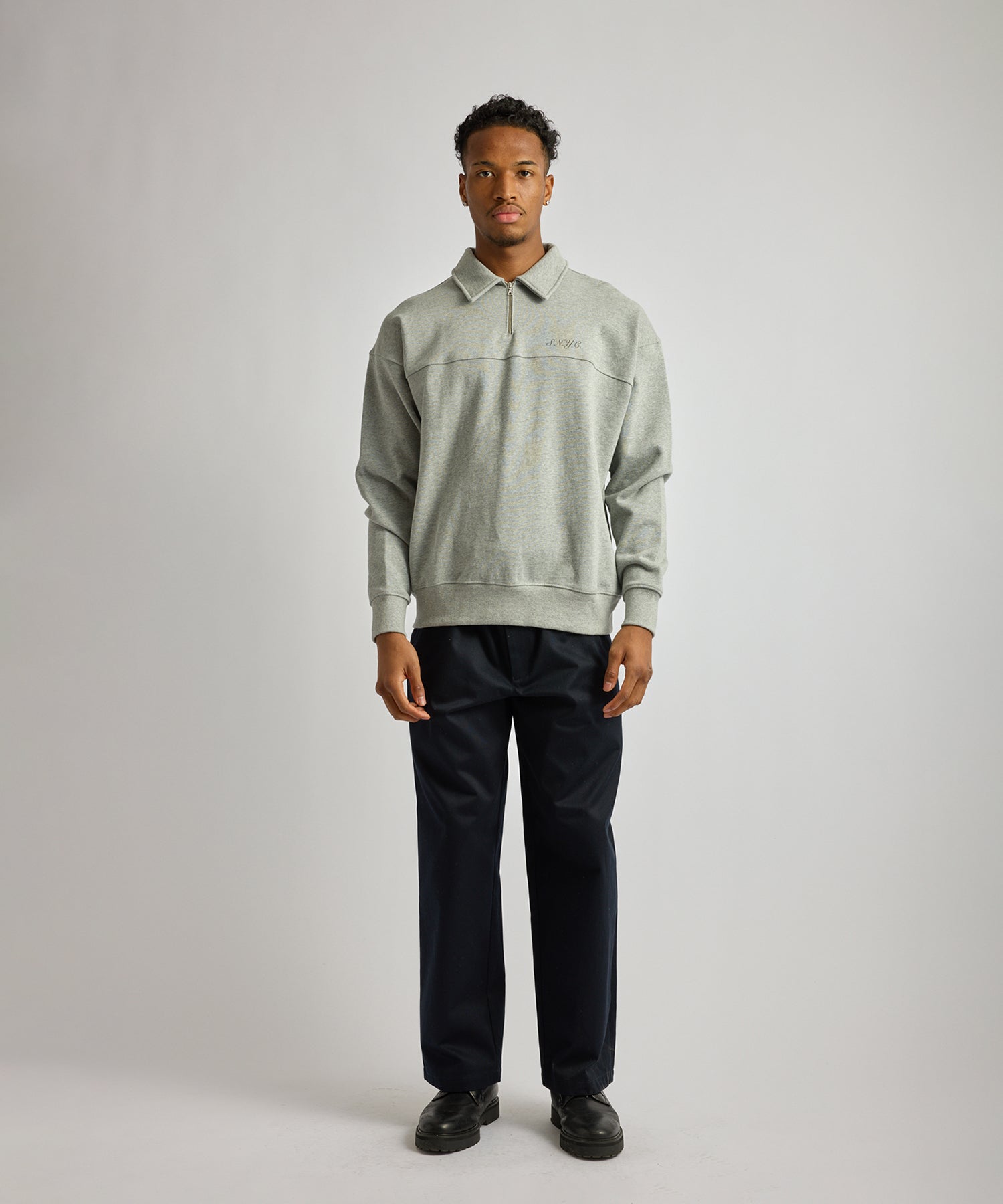 Mott Relaxed Quarter Zip Sweatshirt